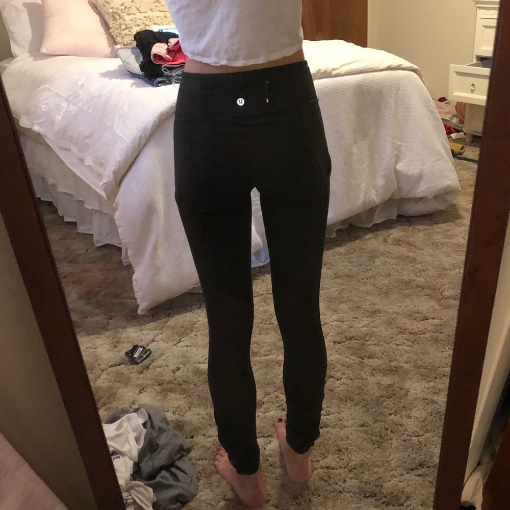 Full Length Lululemon Mesh Speed Tight size 4